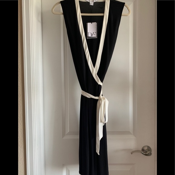 NWT DVF Valena Sleeveless Jersey Wrap Dress - Picture 9 of 12